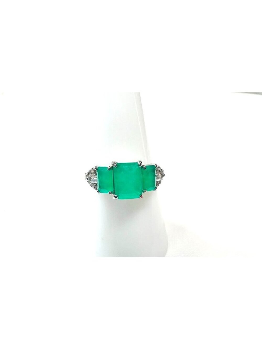 Ring Bomb Party Ring #2450, Size 8, Natural Fusion Emerald rhodium plated